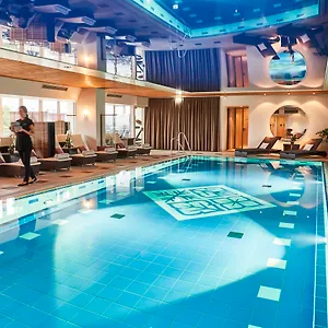 Vier Jahreszeiten Kempinski מלון